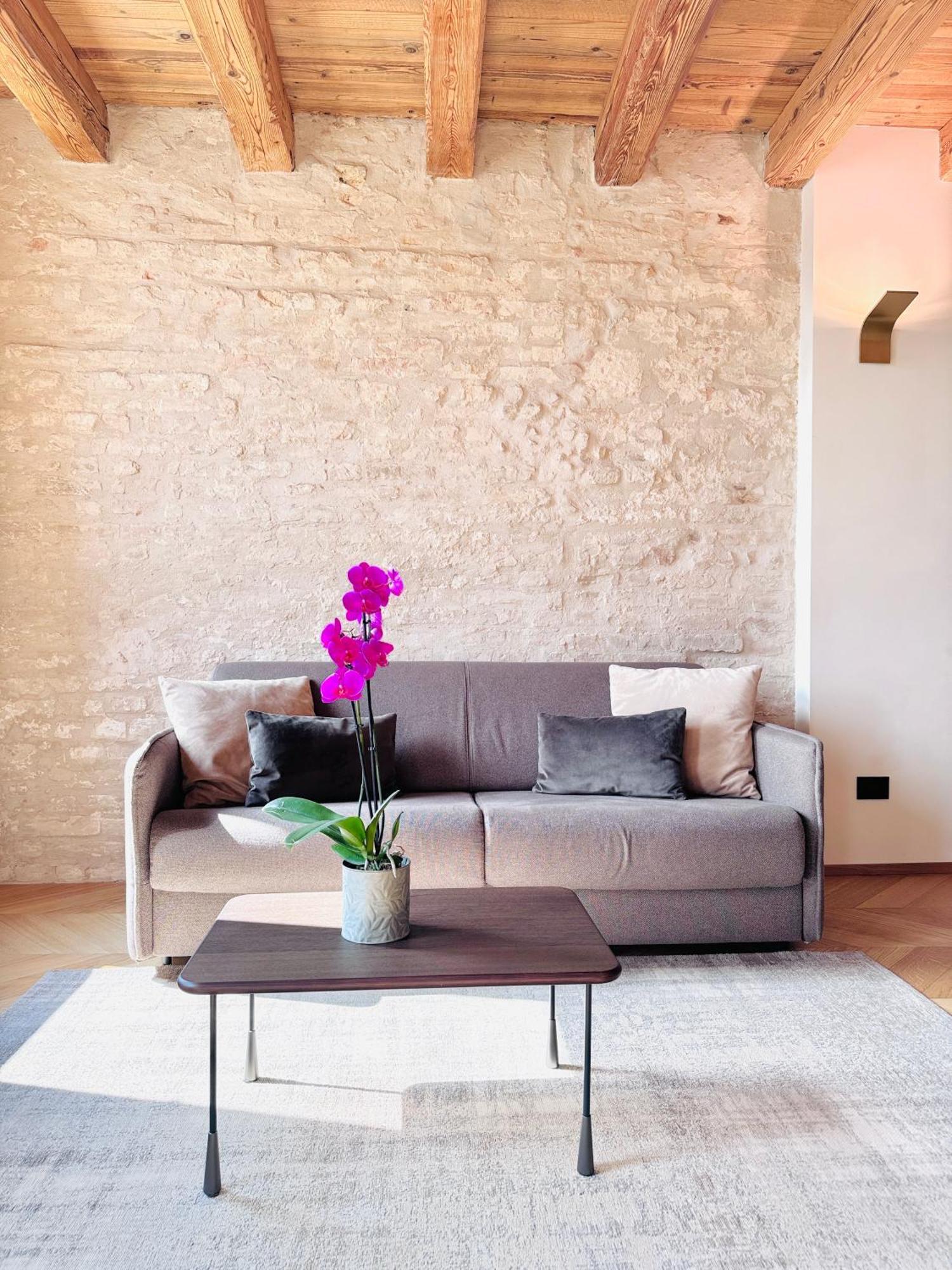 Palazzo Carpediem-prato Della Valle Apartment