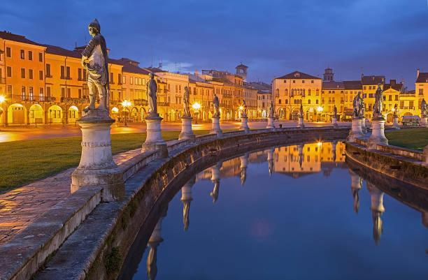 Palazzo Carpediem-prato Della Valle Appartamento *